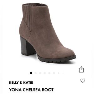 Katie & Kelly Chelsea boot 9W